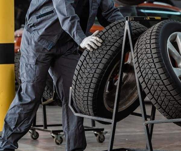 Setting up a Tire and Wheel Shop راه اندازی لاستیک فروشی و رینگ خودرو