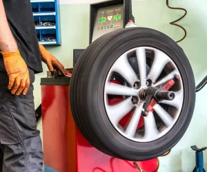 بالانس چرخ خودرو چیست و چرا اهمیت دارد؟
